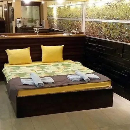 Trakart Otel